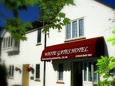 White Gates Hotel Binfield Eksteriør billede